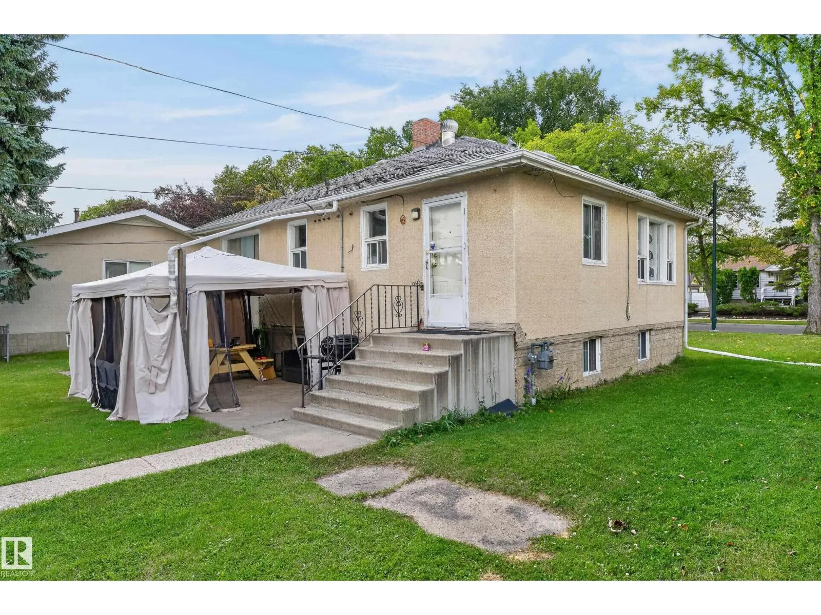 12345 79 ST NW