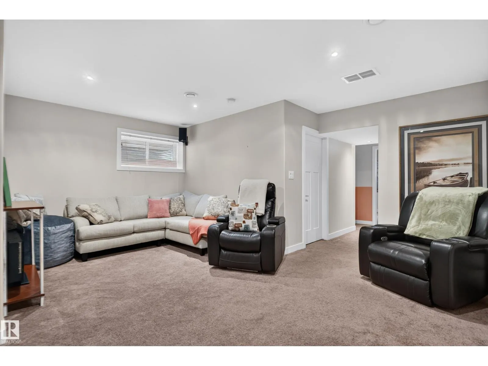 112 RICHMOND LI