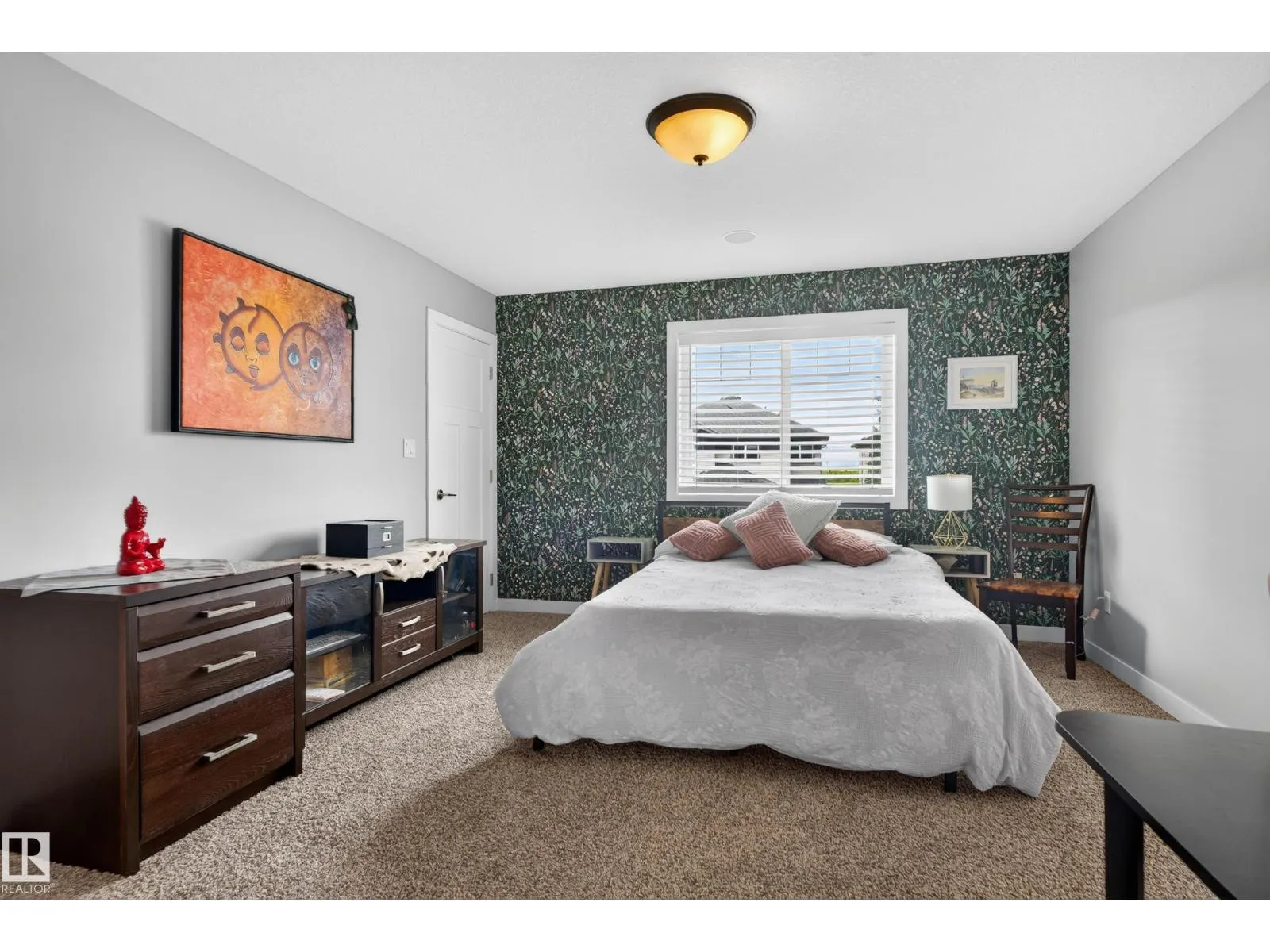 112 RICHMOND LI