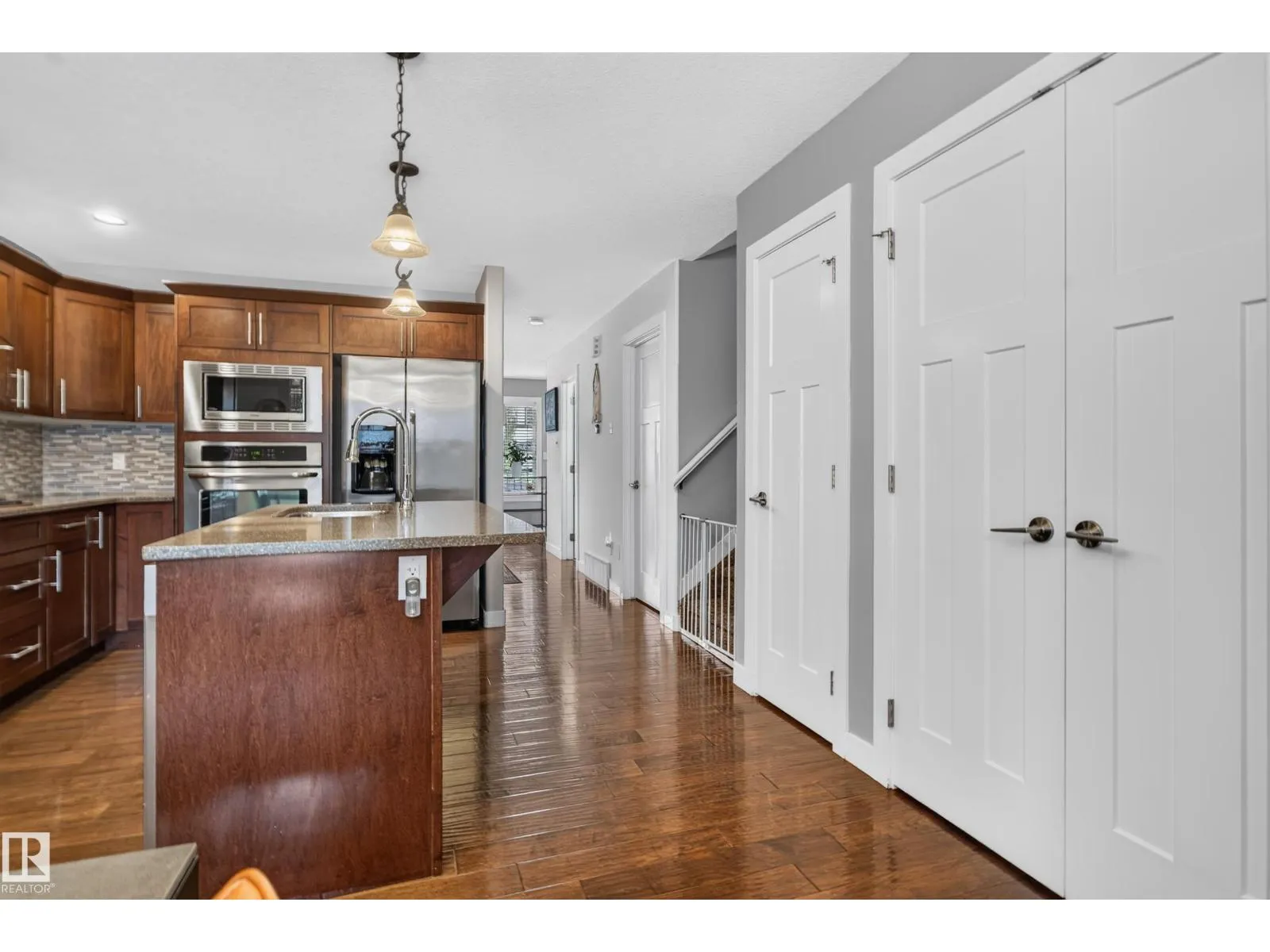112 RICHMOND LI