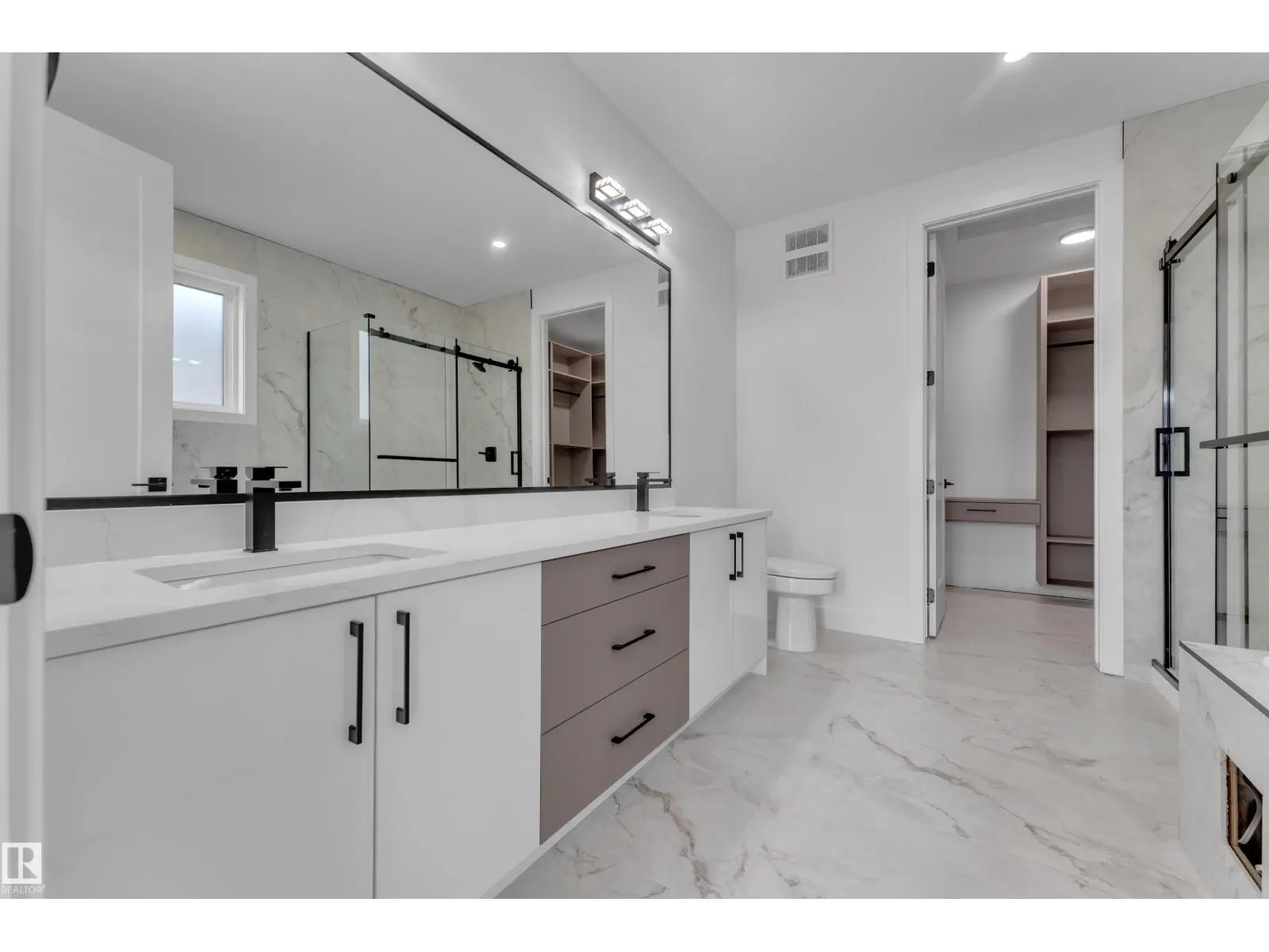 204 Linden LO