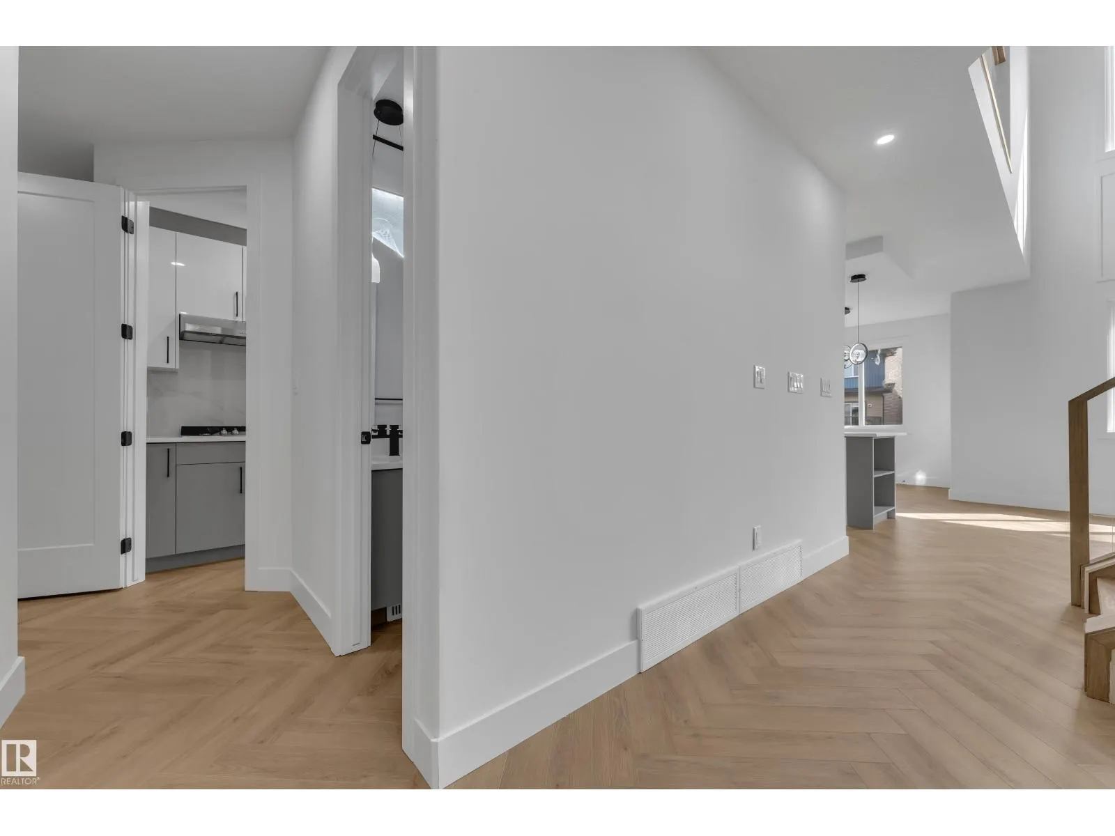 204 Linden LO