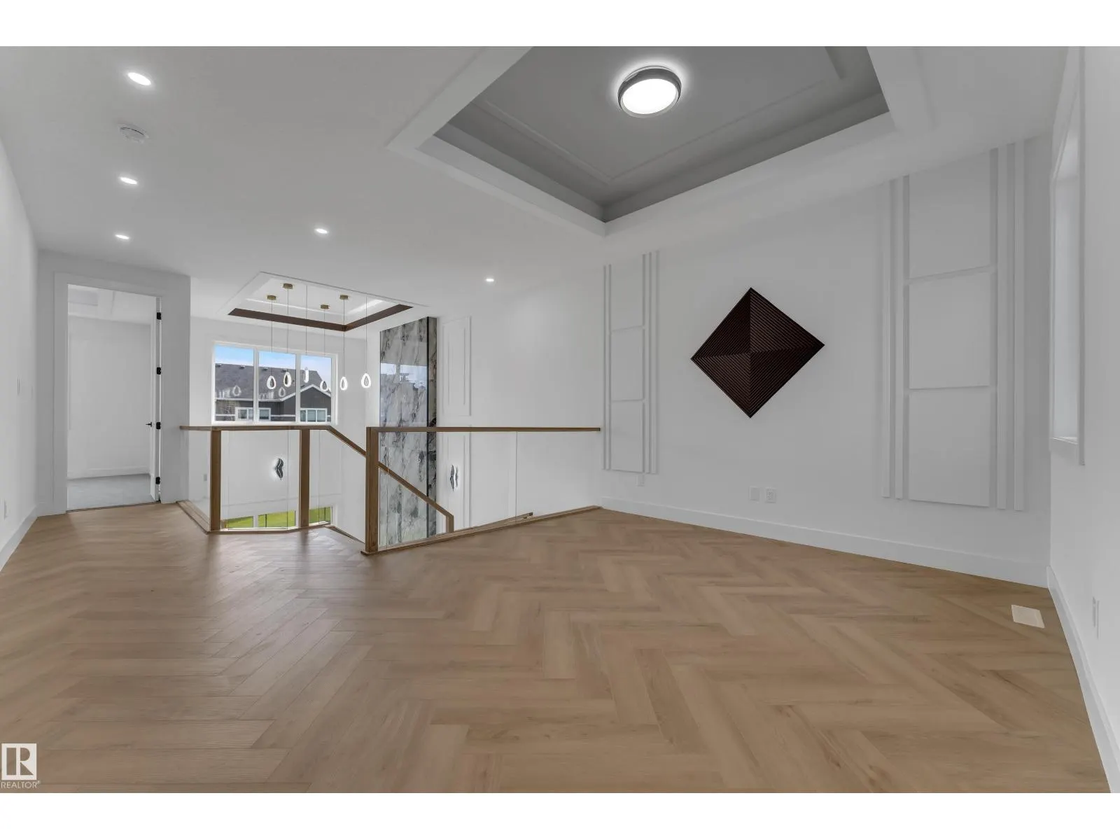 204 Linden LO