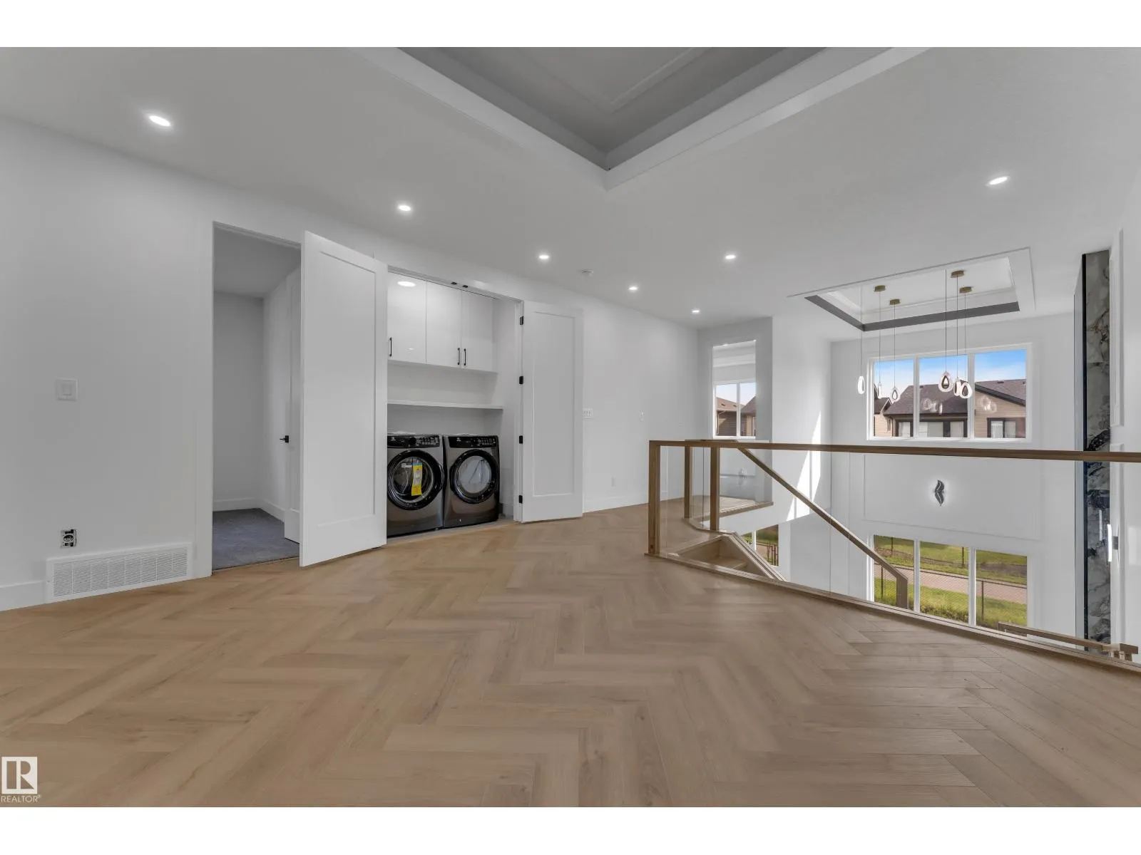 204 Linden LO