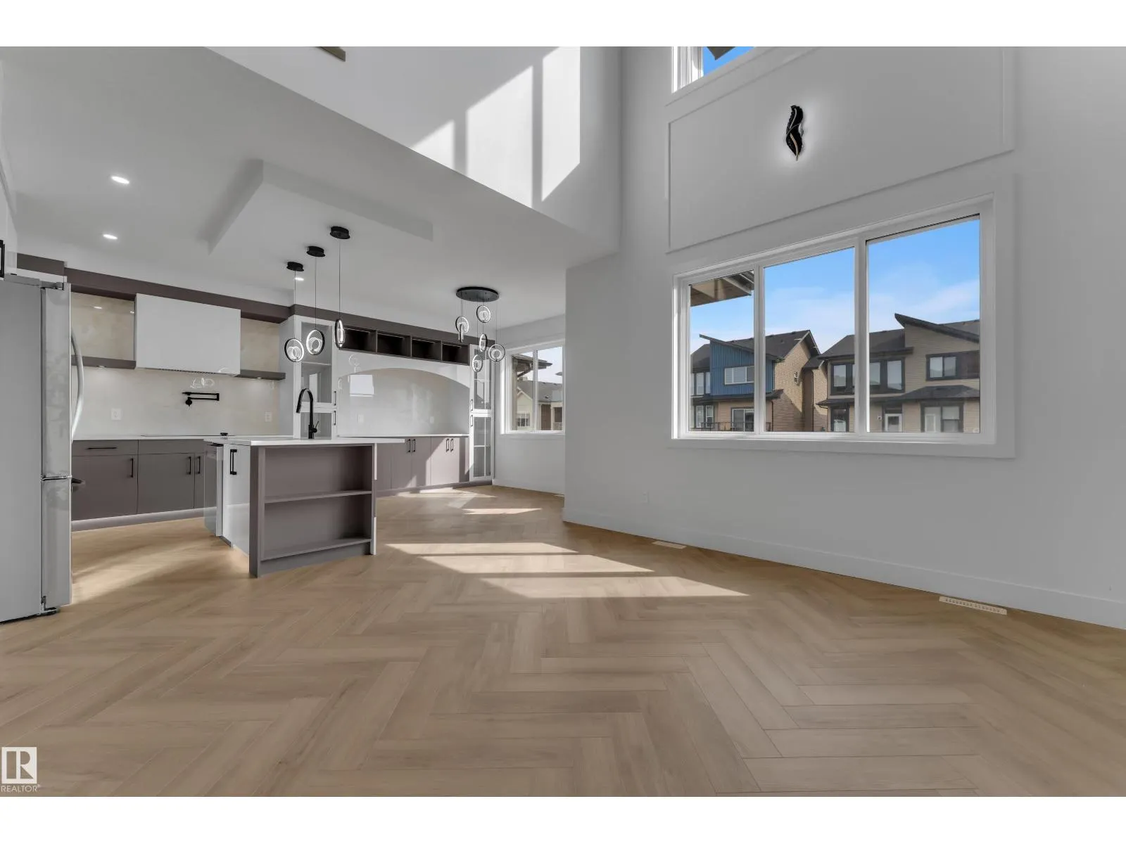 204 Linden LO