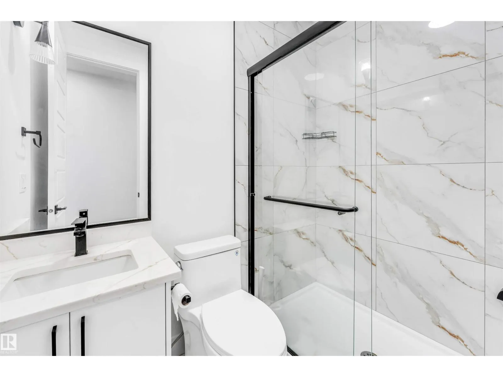 5904 SOLEIL BA