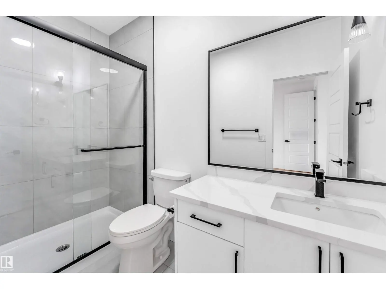 5904 SOLEIL BA