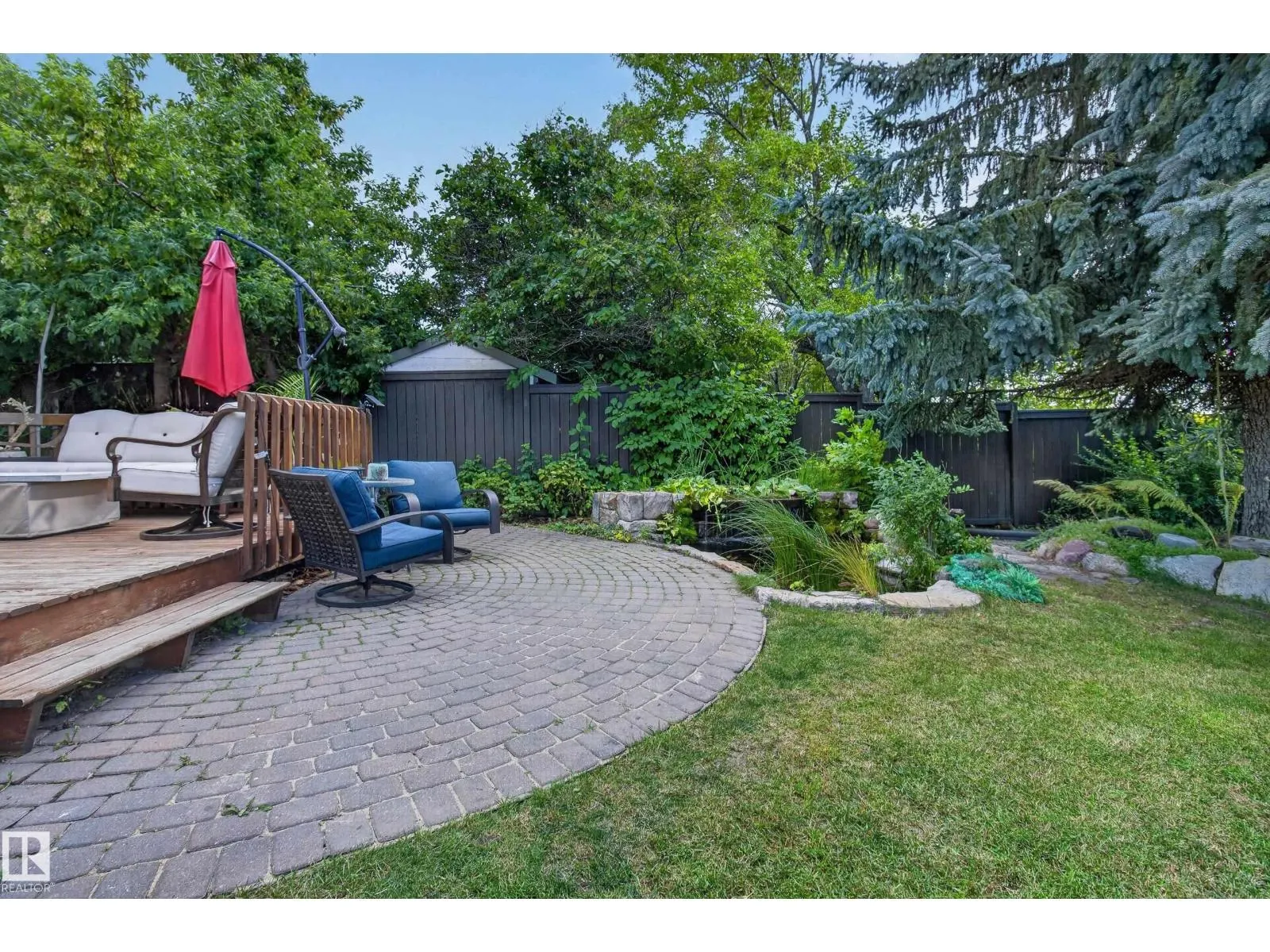 1042 PARKER DR