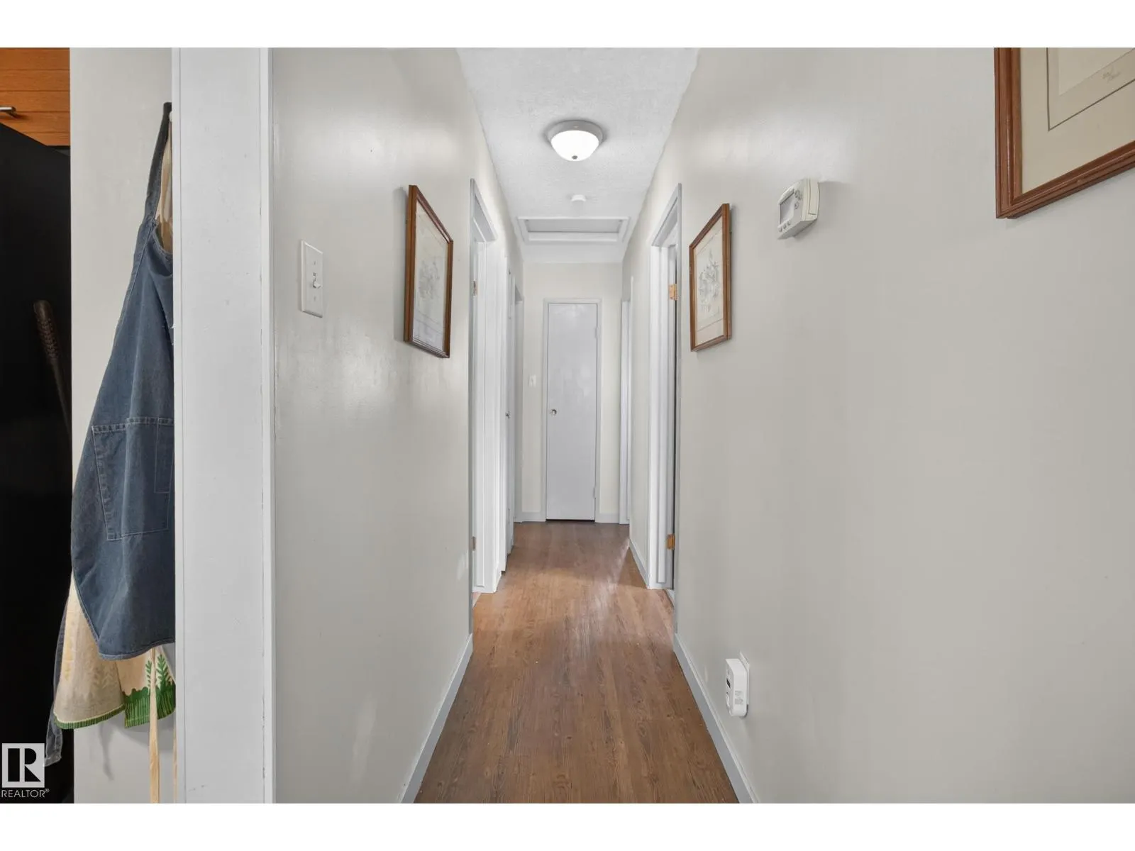1042 PARKER DR
