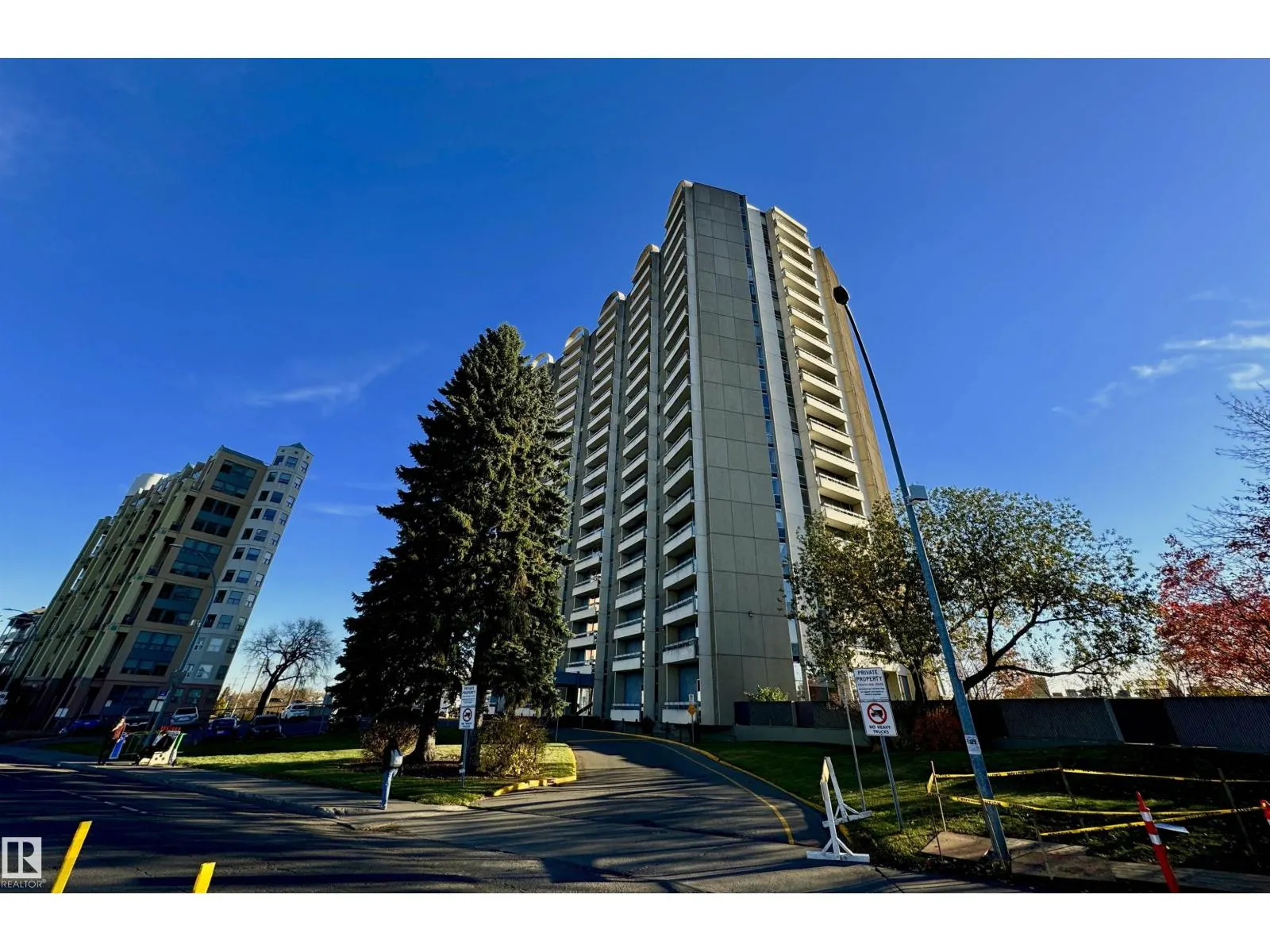 #204 10883 SASKATCHEWAN DR NW