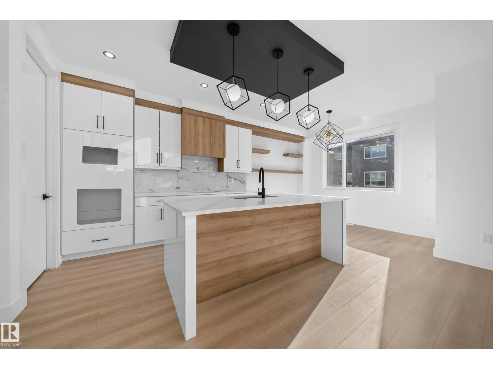 17625 67 ST NW