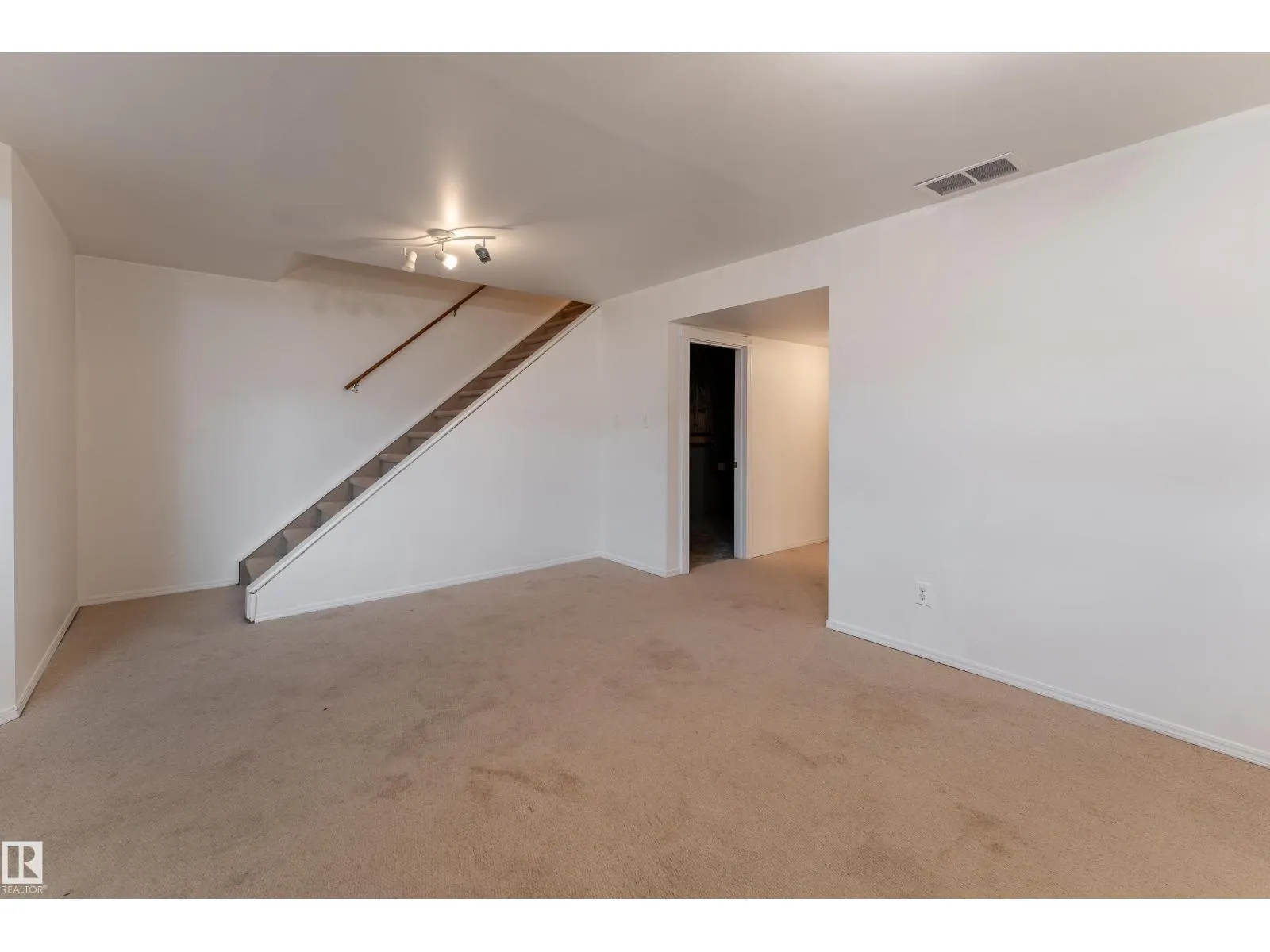 #15 10 CRANBERRY DR