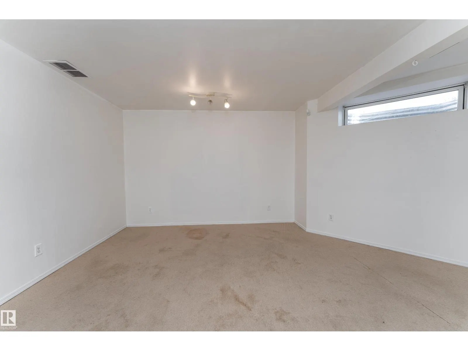 #15 10 CRANBERRY DR
