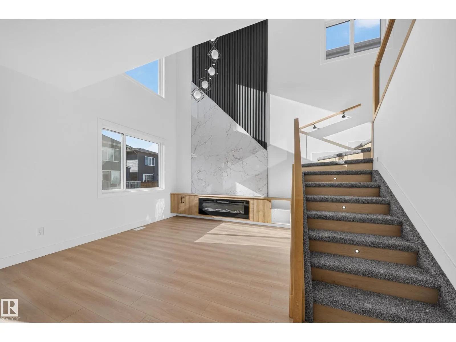 17623 67 ST NW