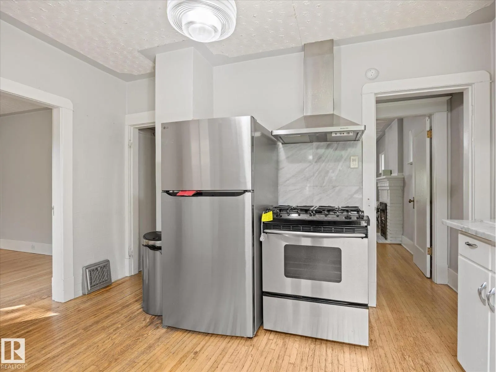 11331 66 ST NW