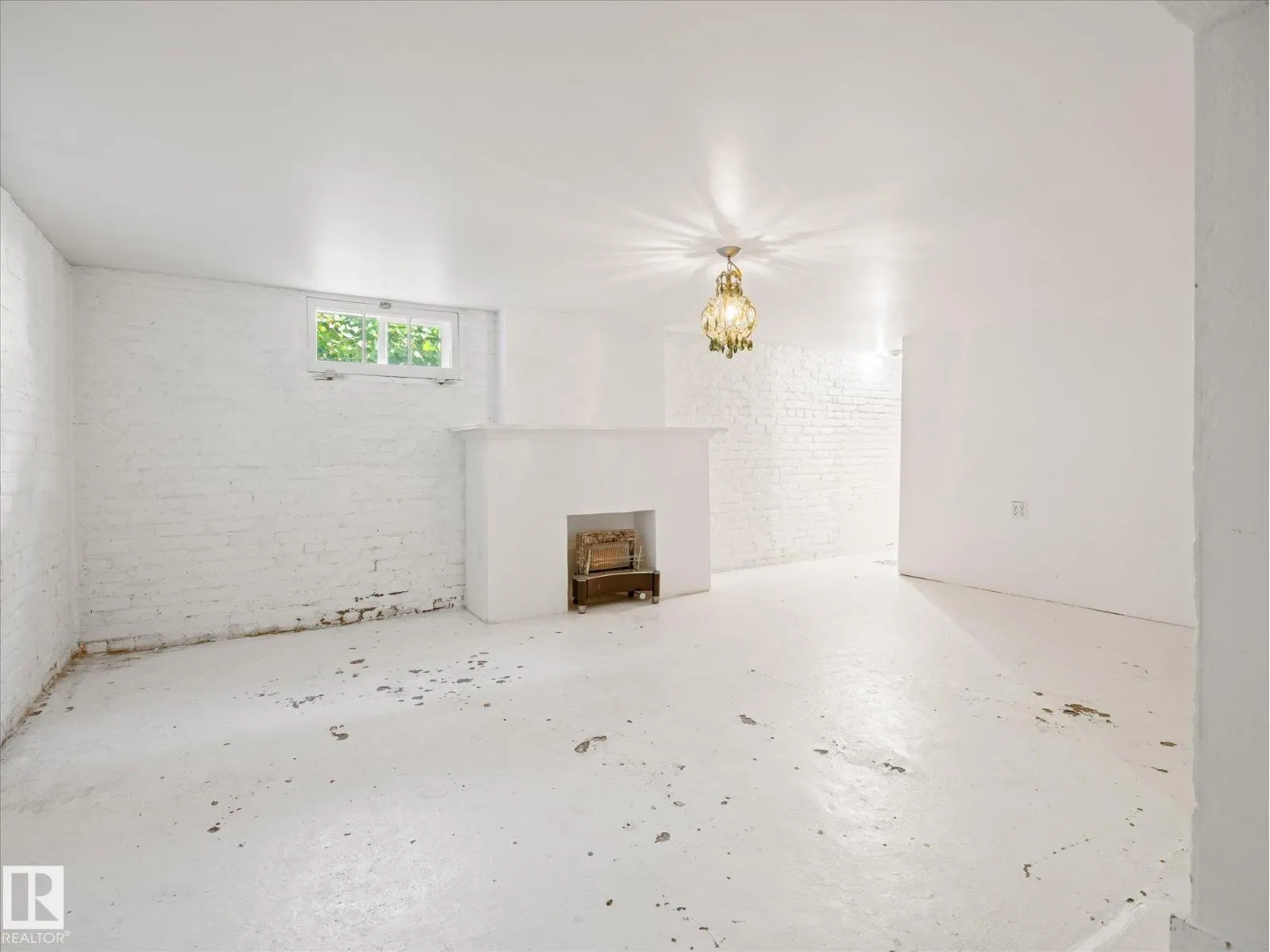 11331 66 ST NW