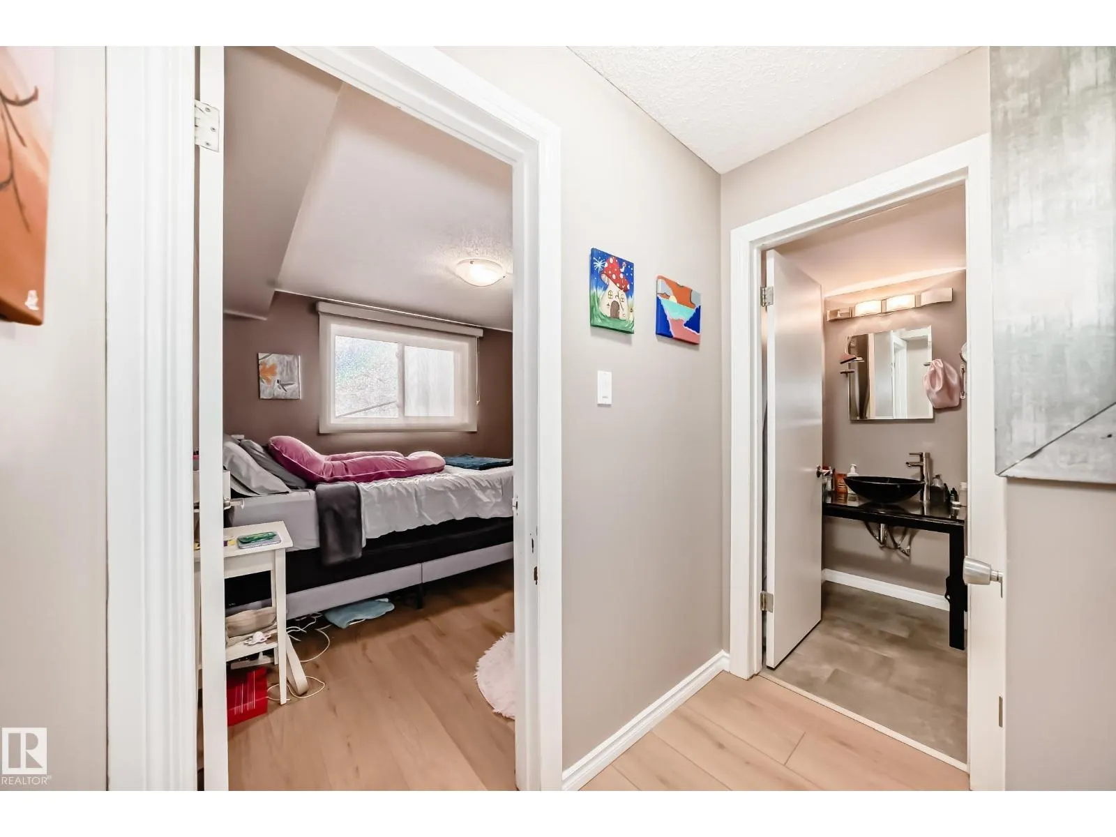 #102 10149 83 AV NW