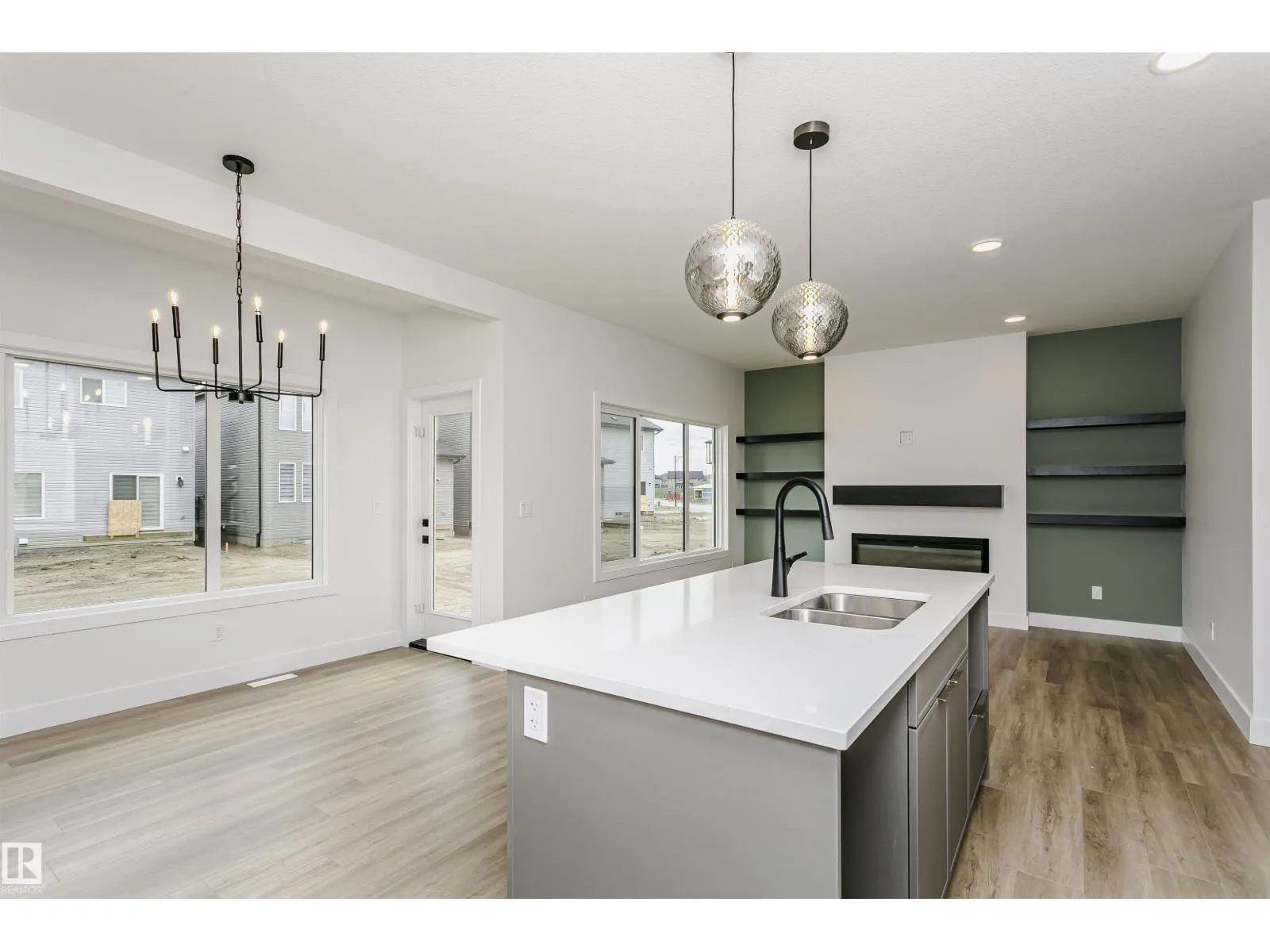 6210 DANSEREAU CR