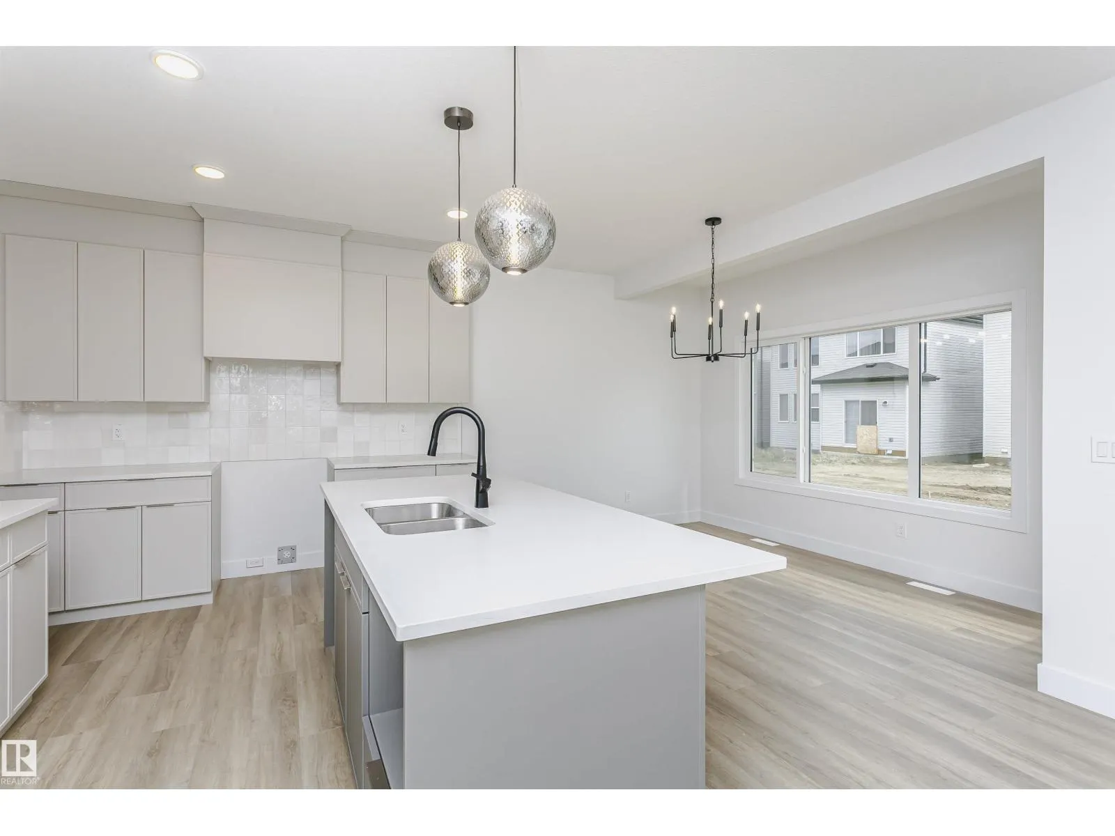 6210 DANSEREAU CR