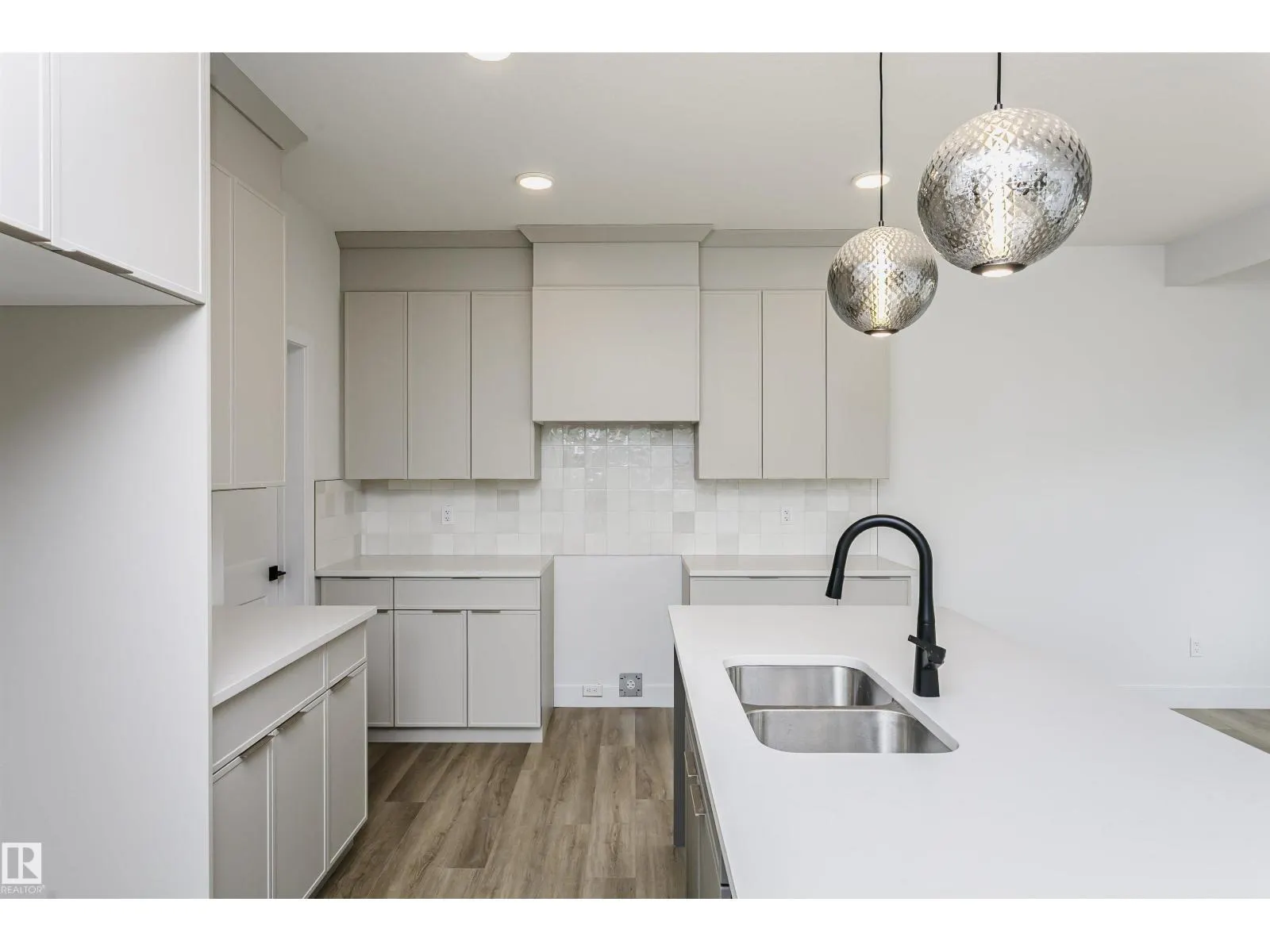 6210 DANSEREAU CR