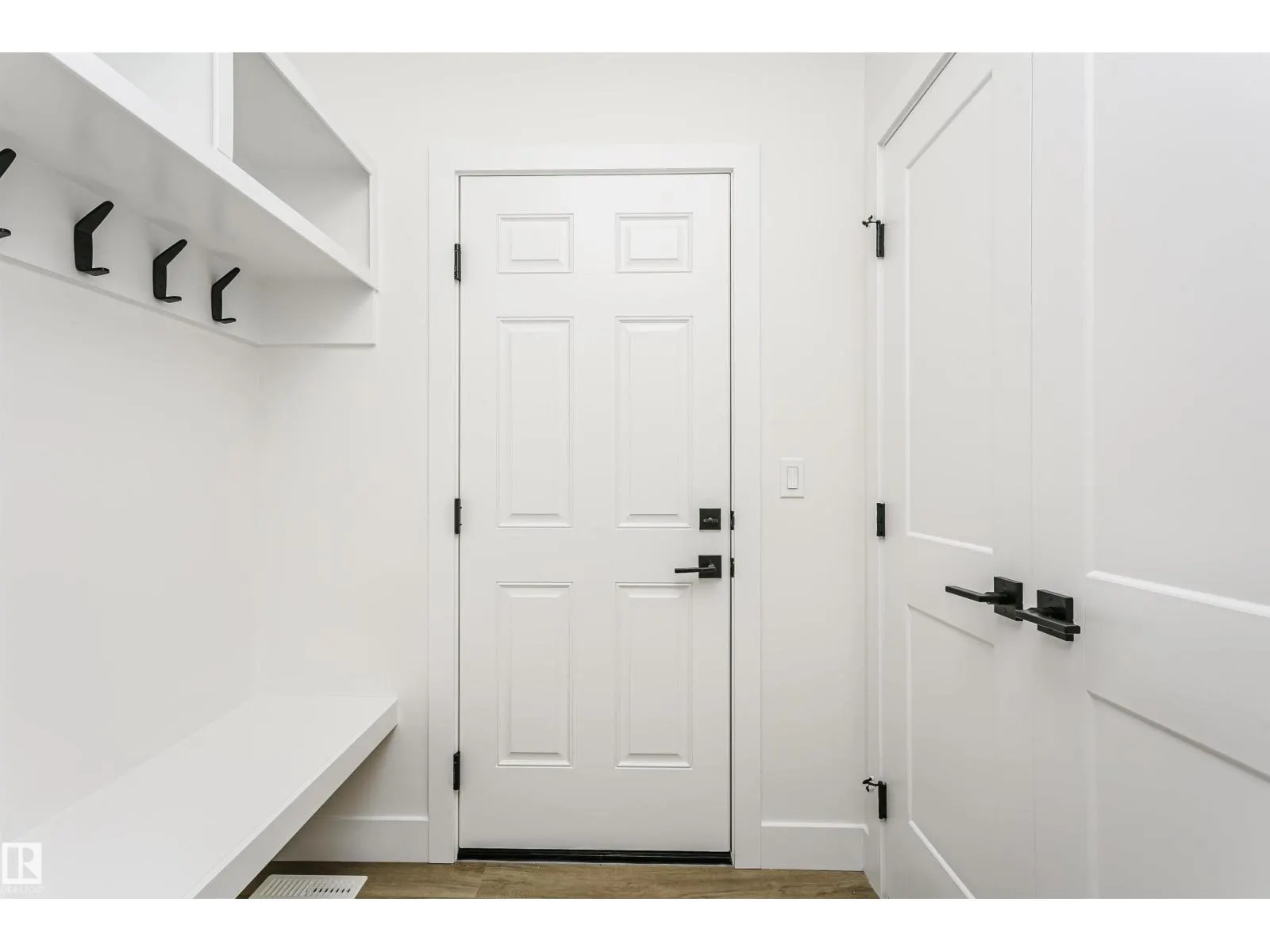 6210 DANSEREAU CR