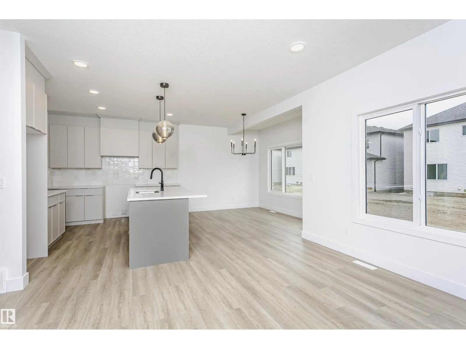 6210 DANSEREAU CR