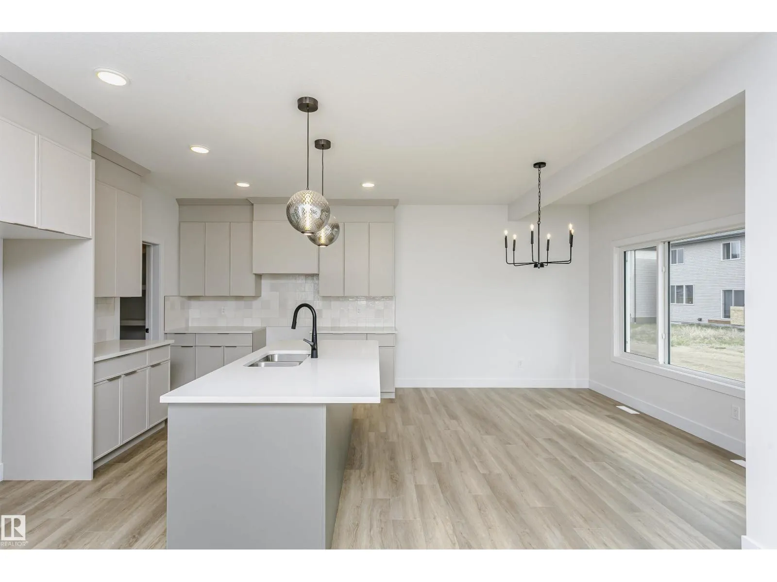 6210 DANSEREAU CR