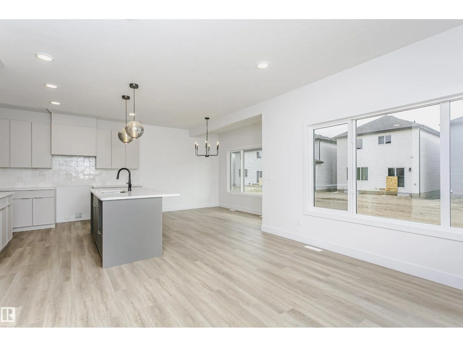 6210 DANSEREAU CR