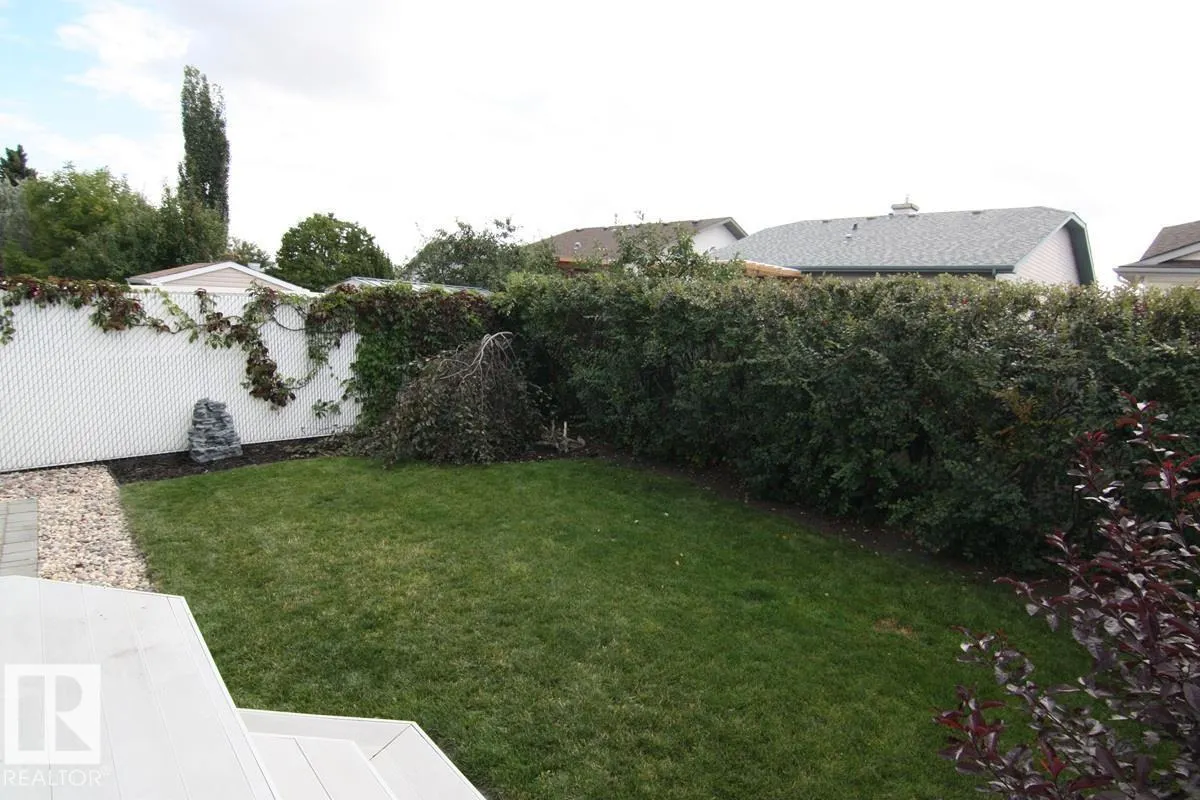 3115 135 AV NW