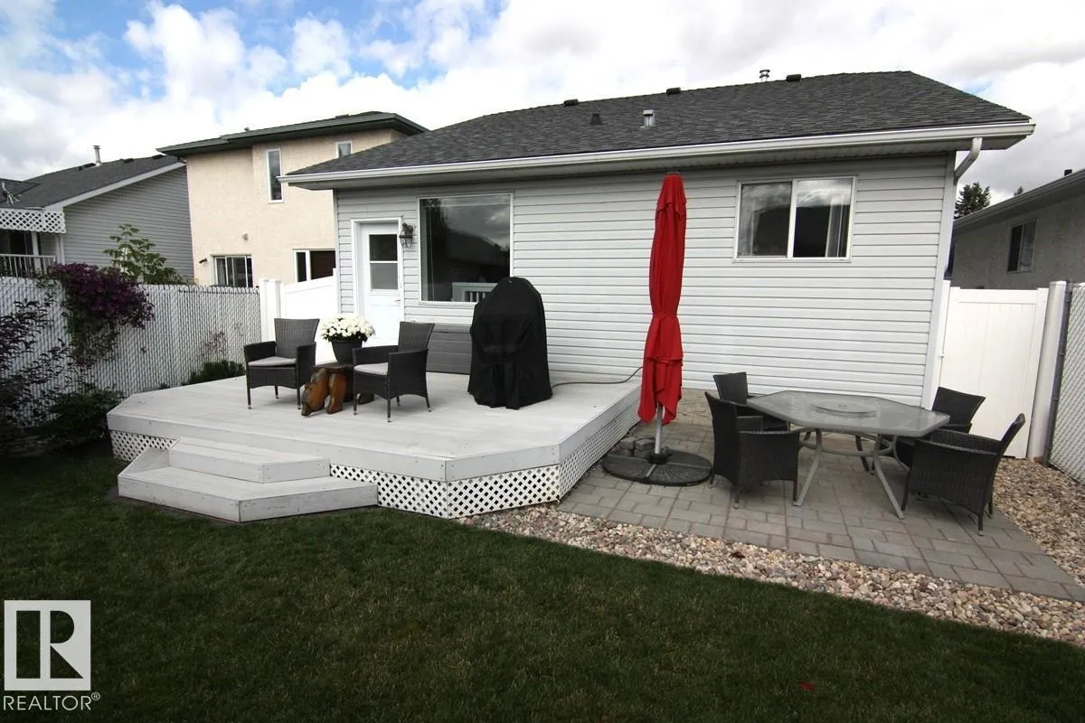 3115 135 AV NW