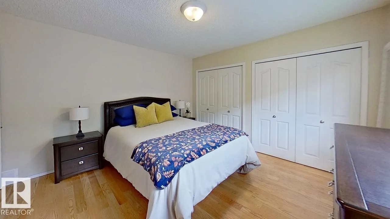 3115 135 AV NW