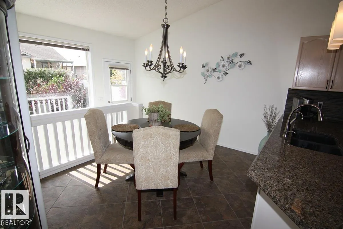 3115 135 AV NW