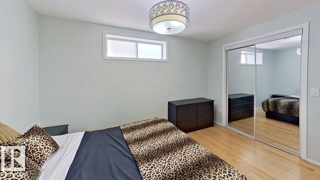 3115 135 AV NW