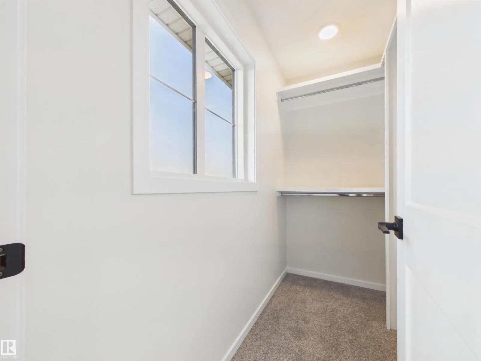87 SERENO LN