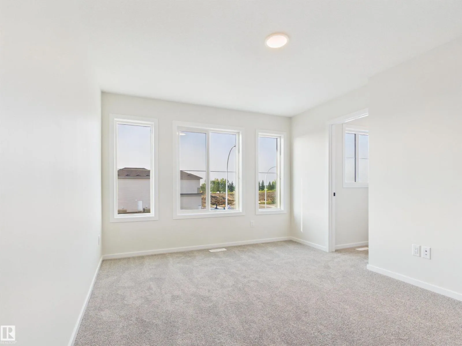 87 SERENO LN