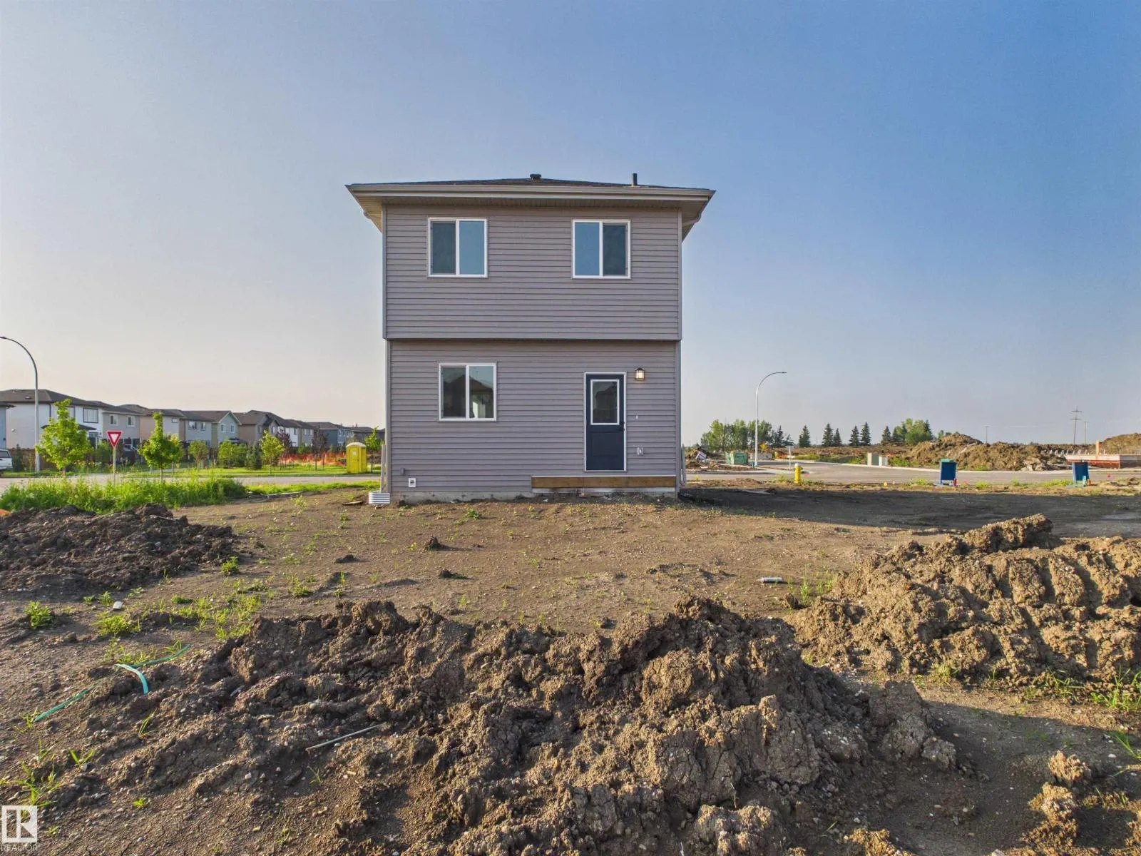 87 SERENO LN