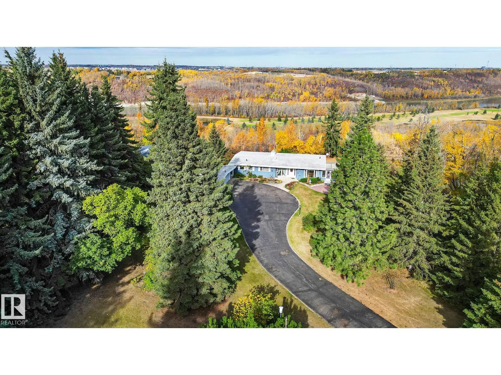 140 WINDERMERE DR NW