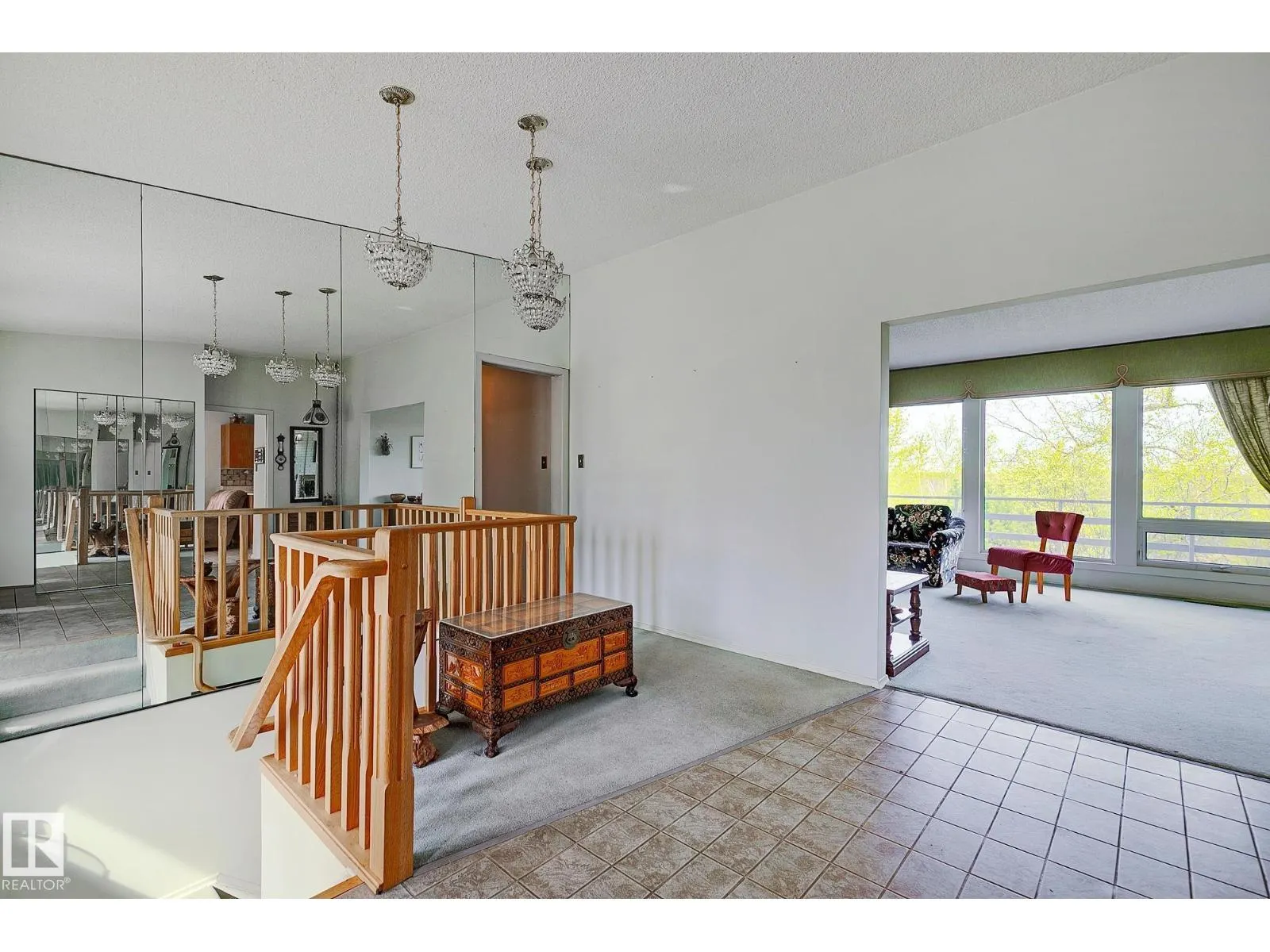140 WINDERMERE DR NW