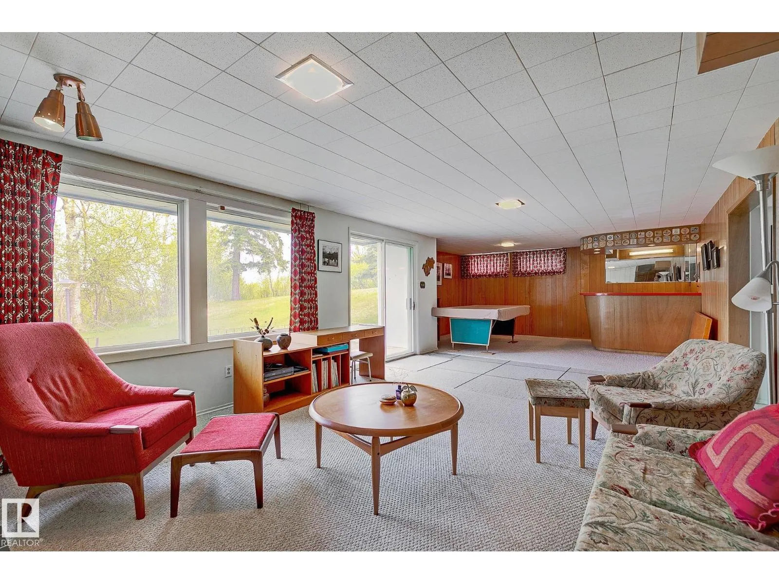 140 WINDERMERE DR NW