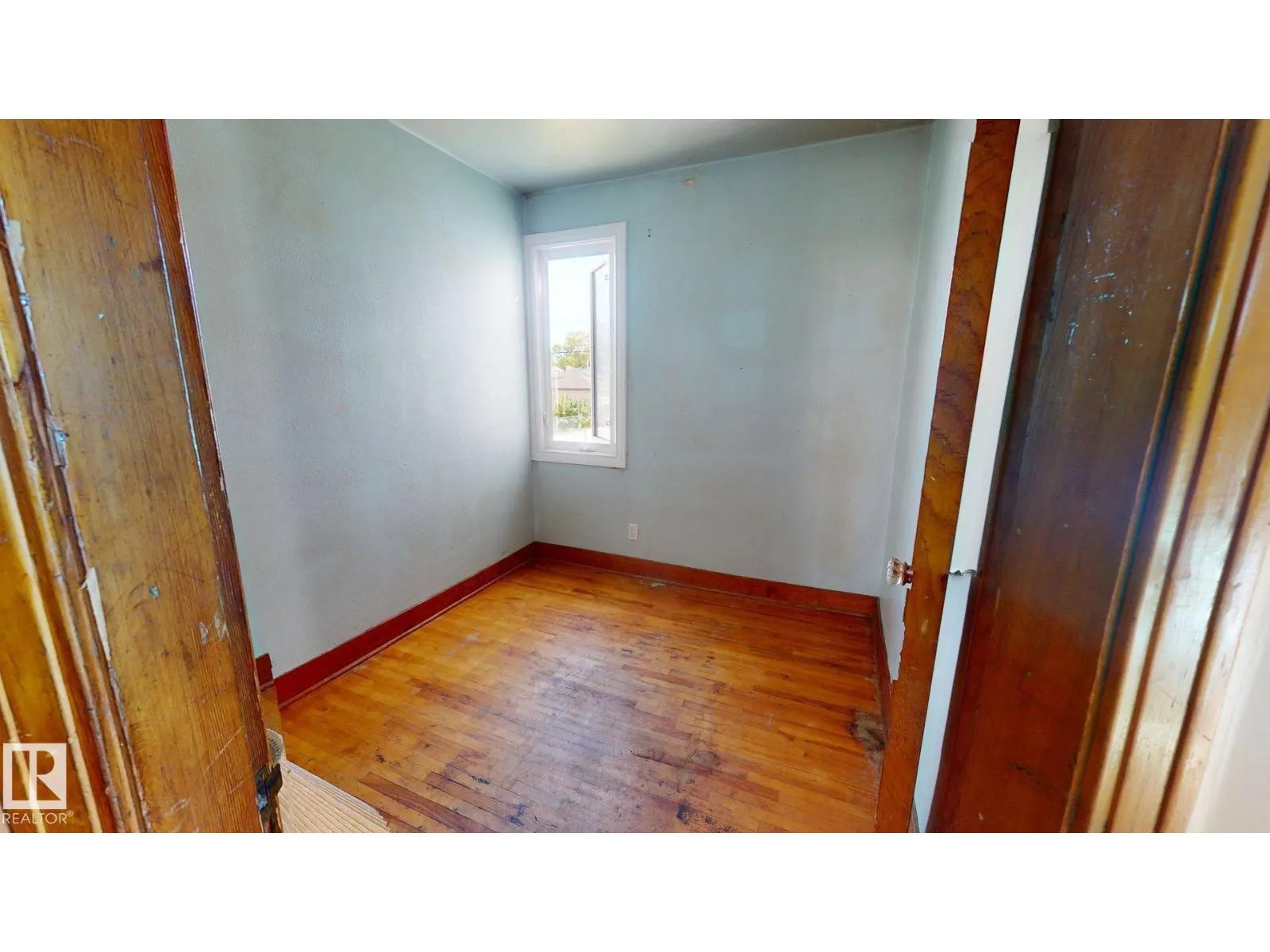 12225 81 ST NW