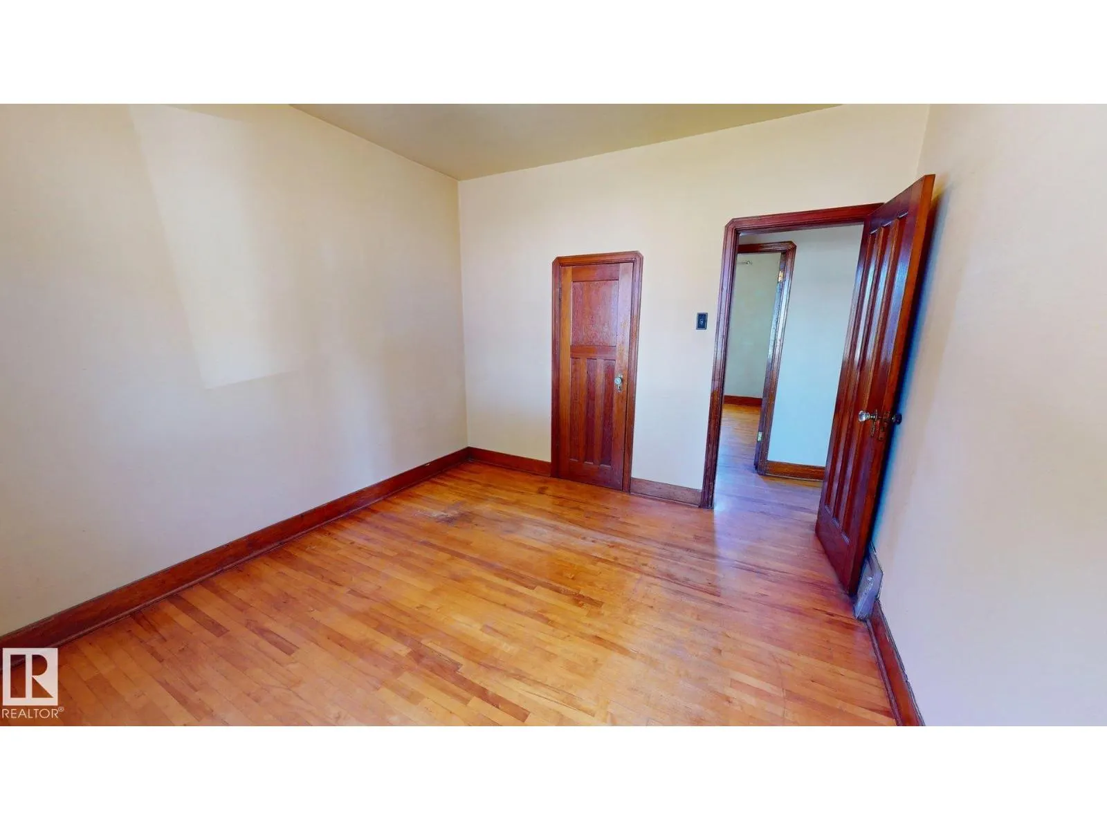 12225 81 ST NW