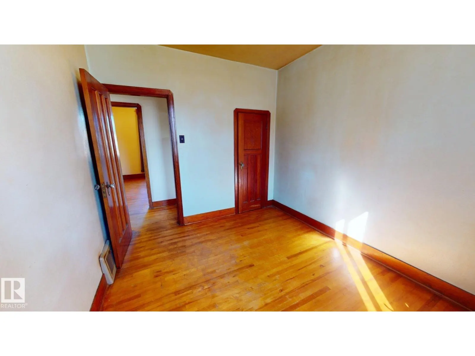 12225 81 ST NW