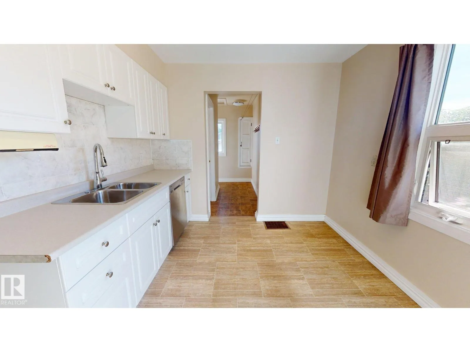 12225 81 ST NW