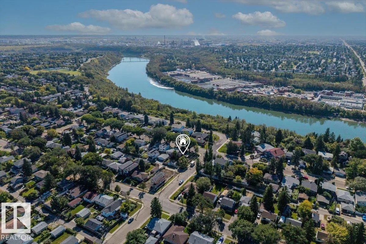 4648 113 AV NW
