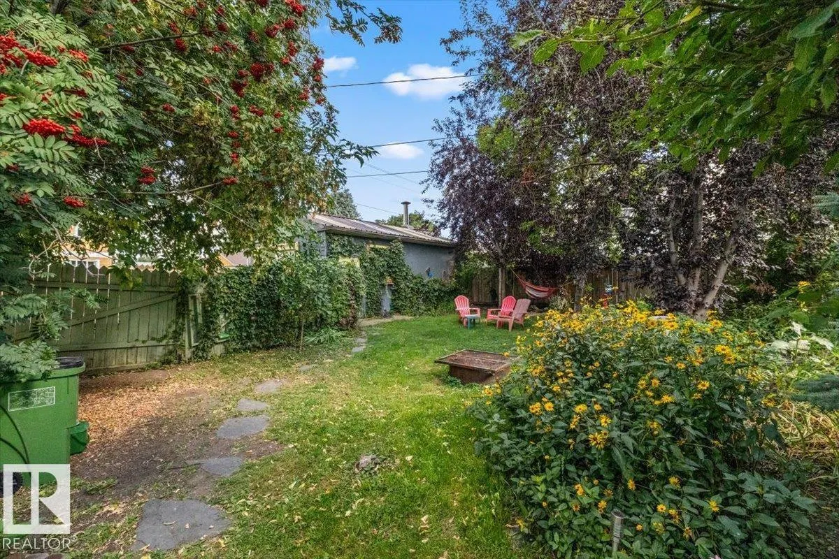 4648 113 AV NW