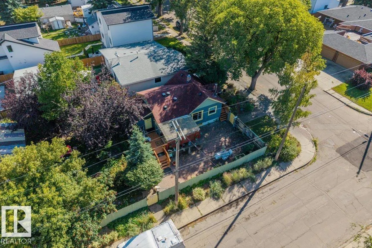 4648 113 AV NW