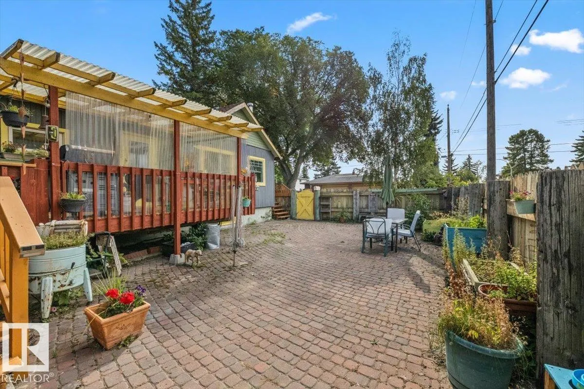 4648 113 AV NW