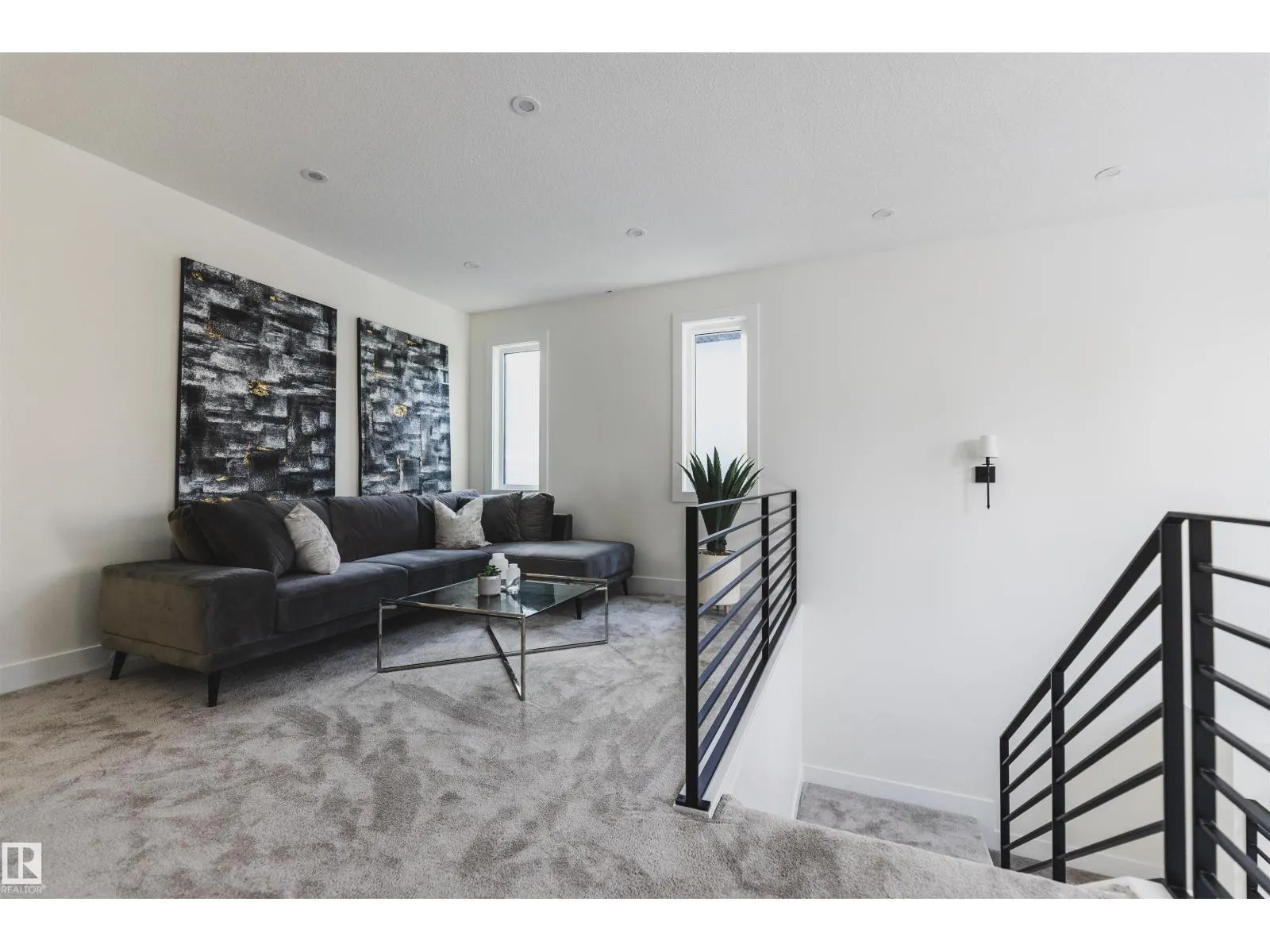 8350 120 ST NW