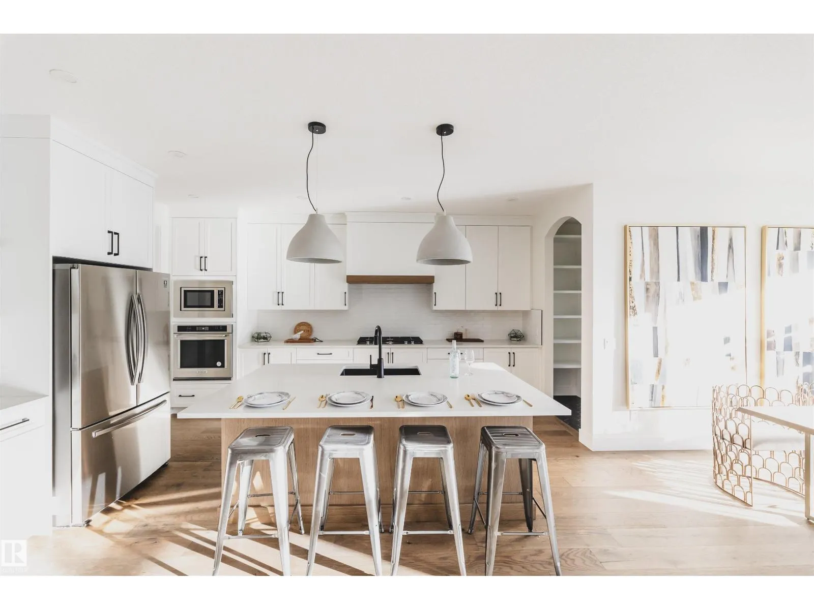 8350 120 ST NW