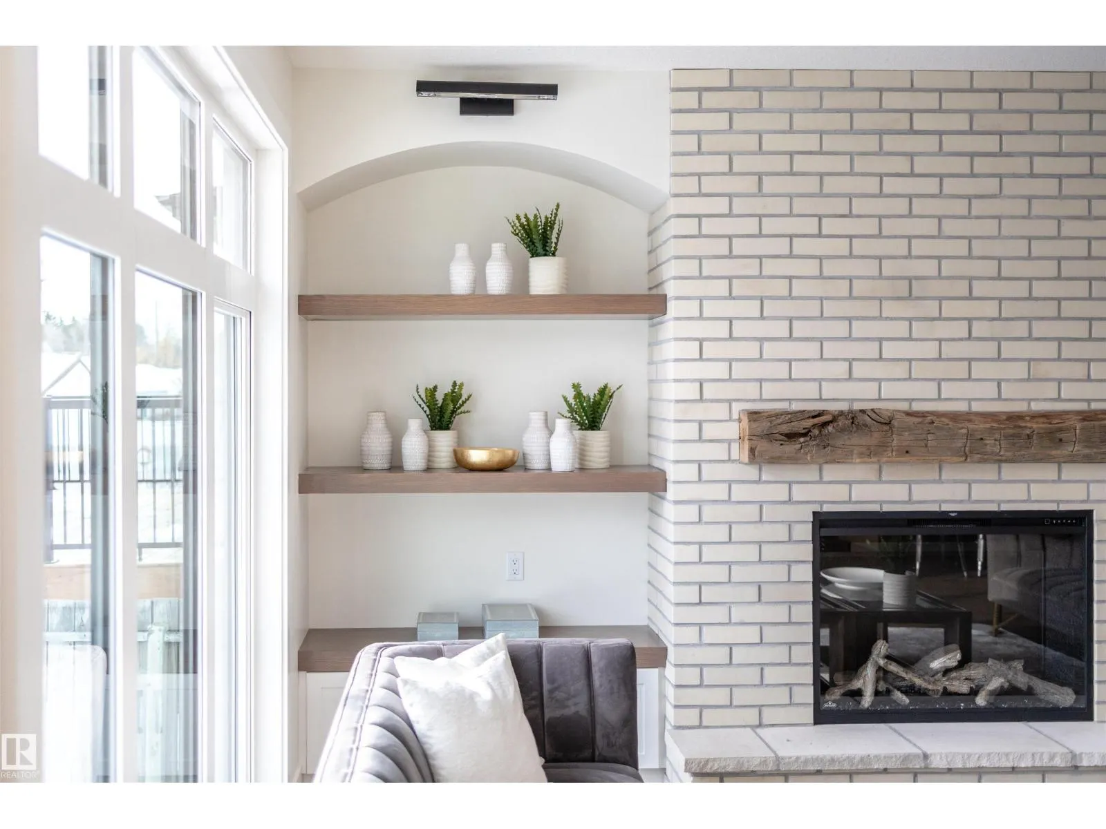8350 120 ST NW